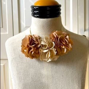 Convertible ribbon belt/neckwear/headband